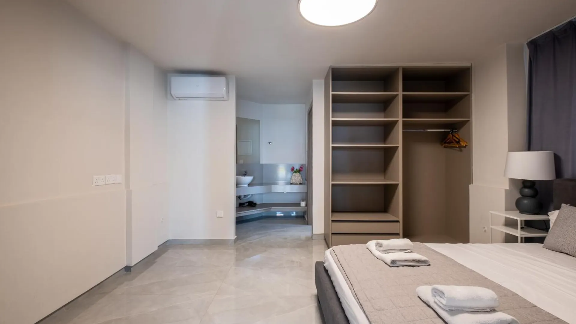 Georgiana Suites Larnaca