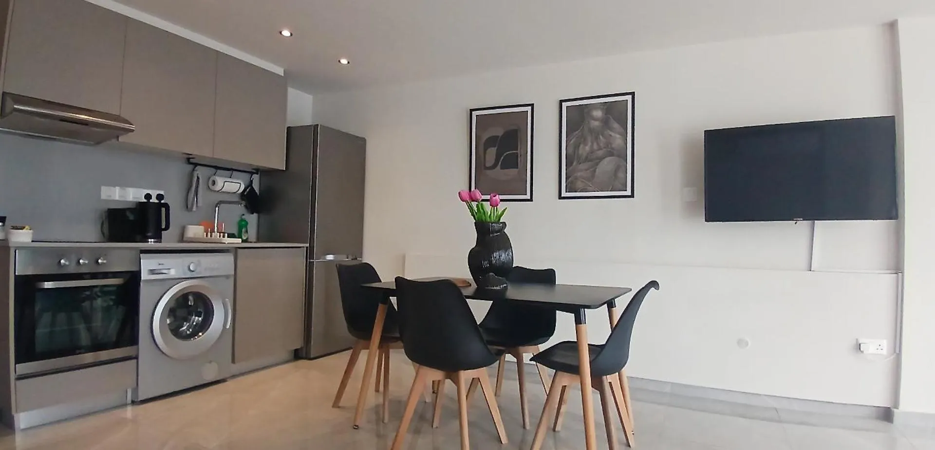 Apartment Georgiana Suites Larnaca Cyprus